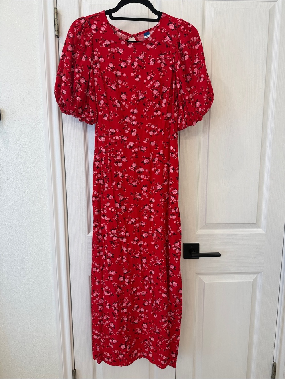 Old Navy Red Pink Floral Puff Sleeve Smocked Back Long Dress Size Medium